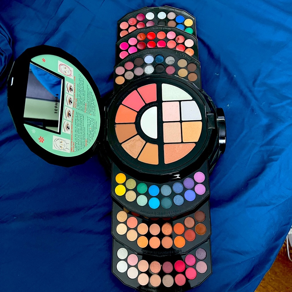 Sephora igloo palace